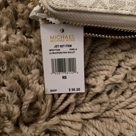 Michael Kors wallet - Picture 4 of 5